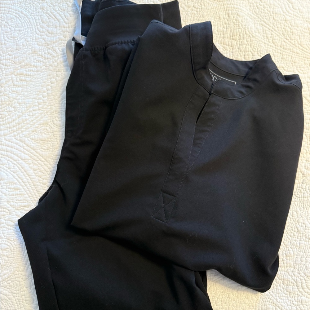 Black Scrub Set